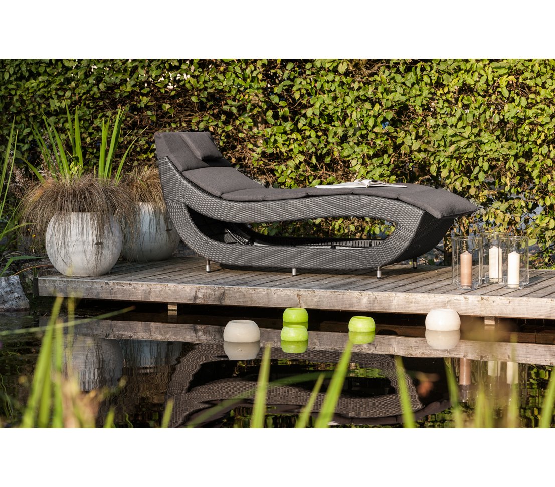 rattangartenliegen